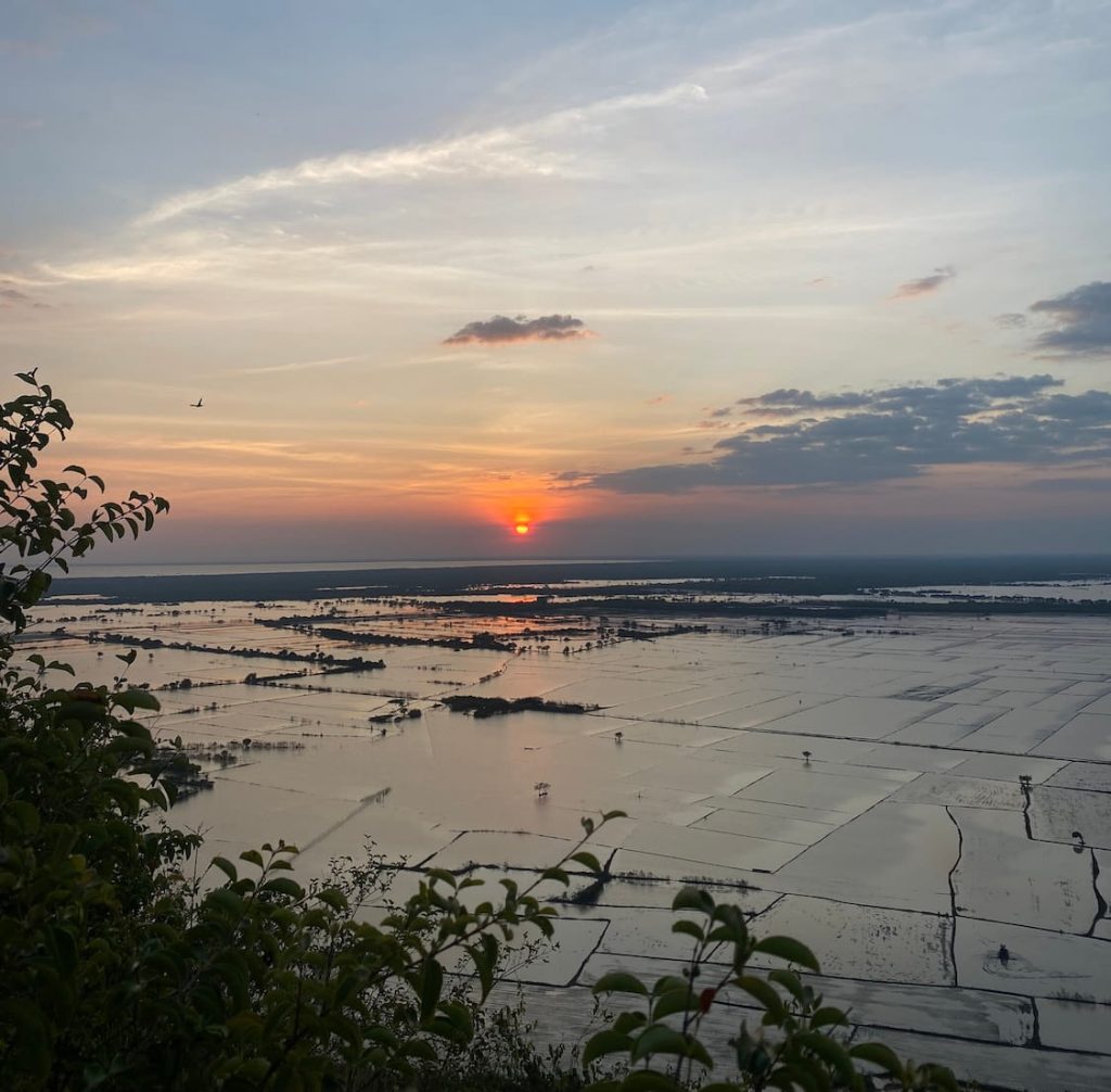 Le coucher du soleil à Phnom Krom