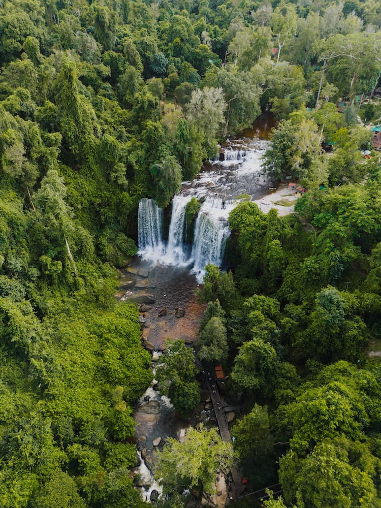 La cascade de Phnom Kulen dans la province de Siem Reap