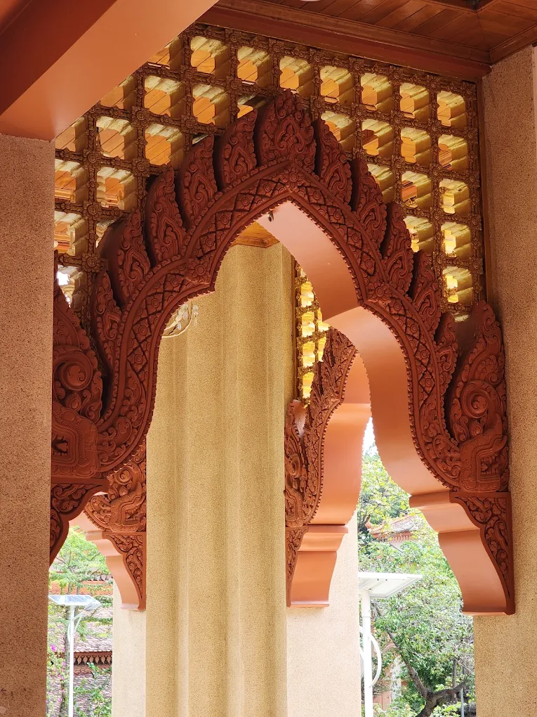 Les détails de l'architecture de Wat Bo